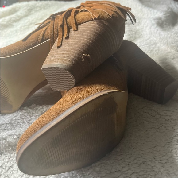 Steve Madden Ohio Chestnut Suede, Size 9 - Picture 4 of 6